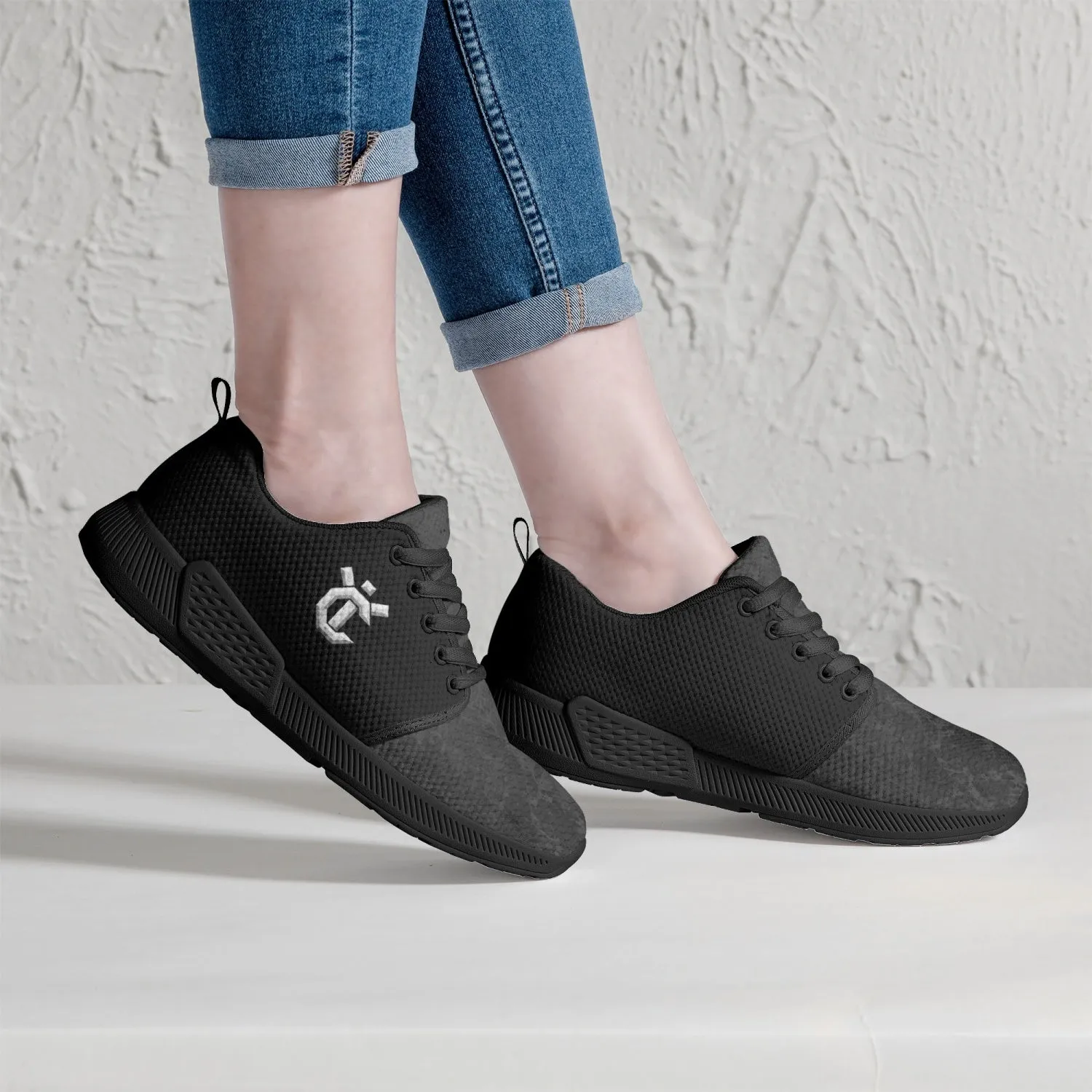 175. Stylish Mesh Running Shoes - White/Black