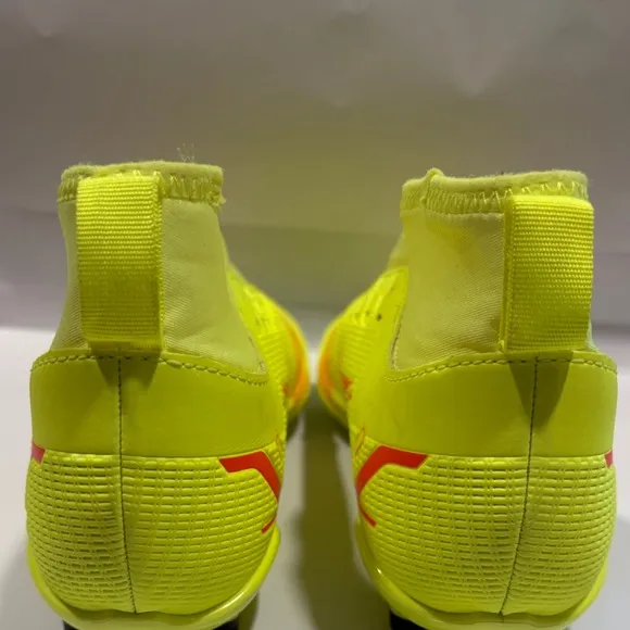 3.5 youth Nike Mercurial soccer cleats