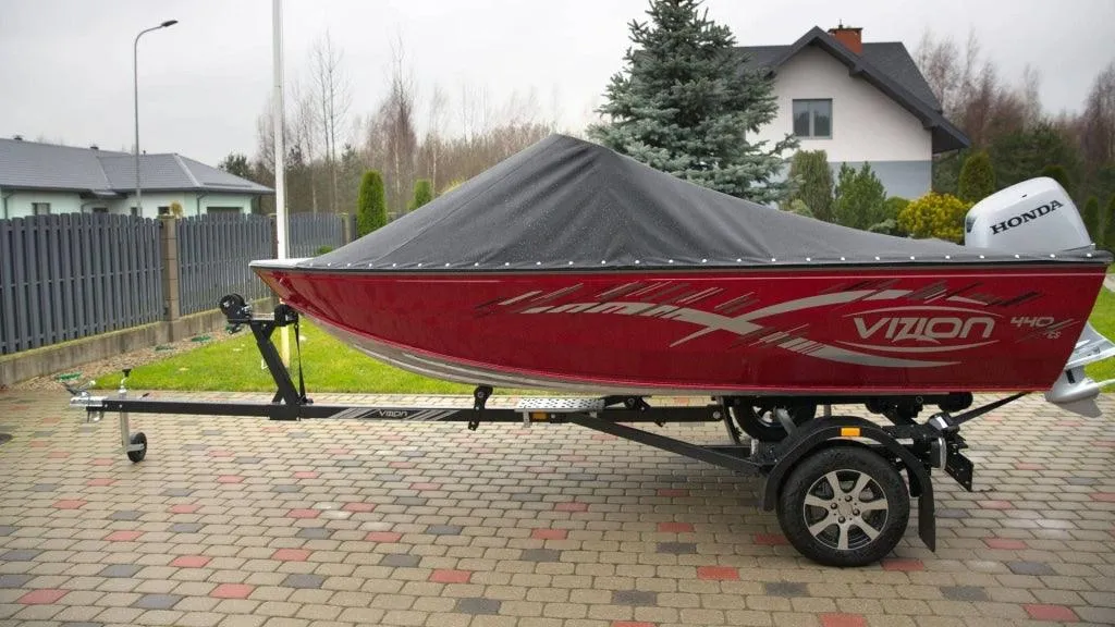 Barca de aluminiu Vizion 440CS