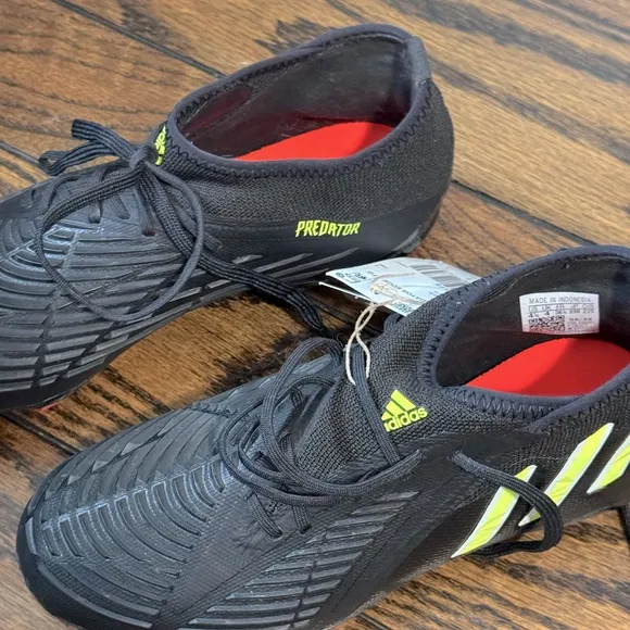 Big Kiddo, PREDATOR EDGE FG, Soccer Cleats, NWT