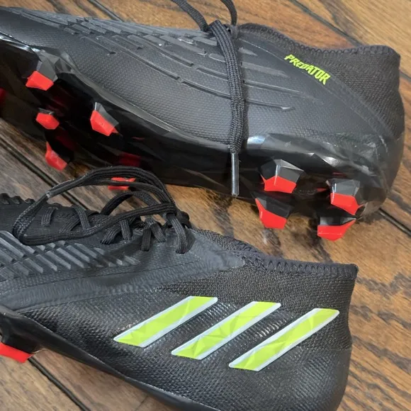Big Kiddo, PREDATOR EDGE FG, Soccer Cleats, NWT