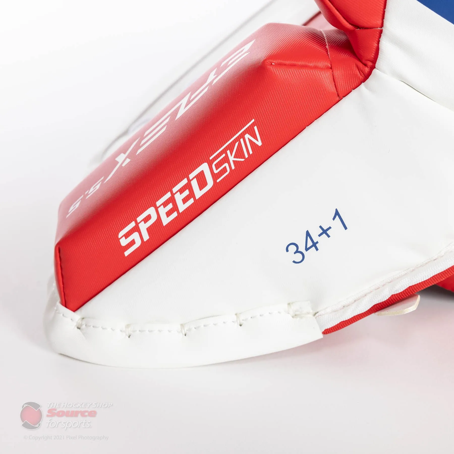 CCM Extreme Flex E5.5 Senior Goalie Leg Pads