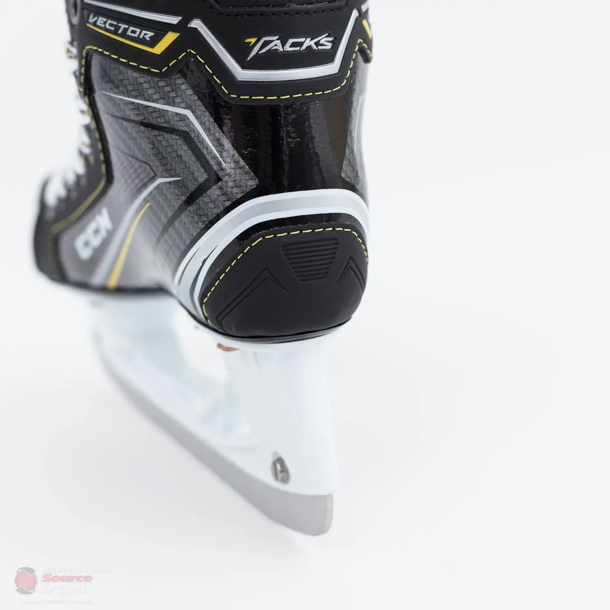 CCM Tacks Vector Junior Skates (2018)