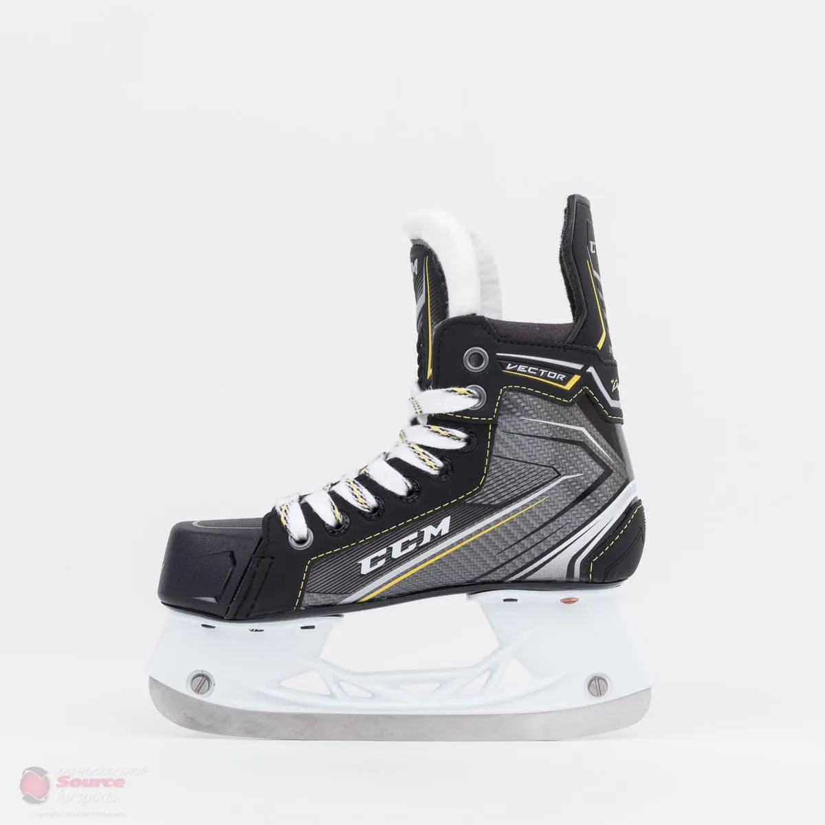CCM Tacks Vector Junior Skates (2018)