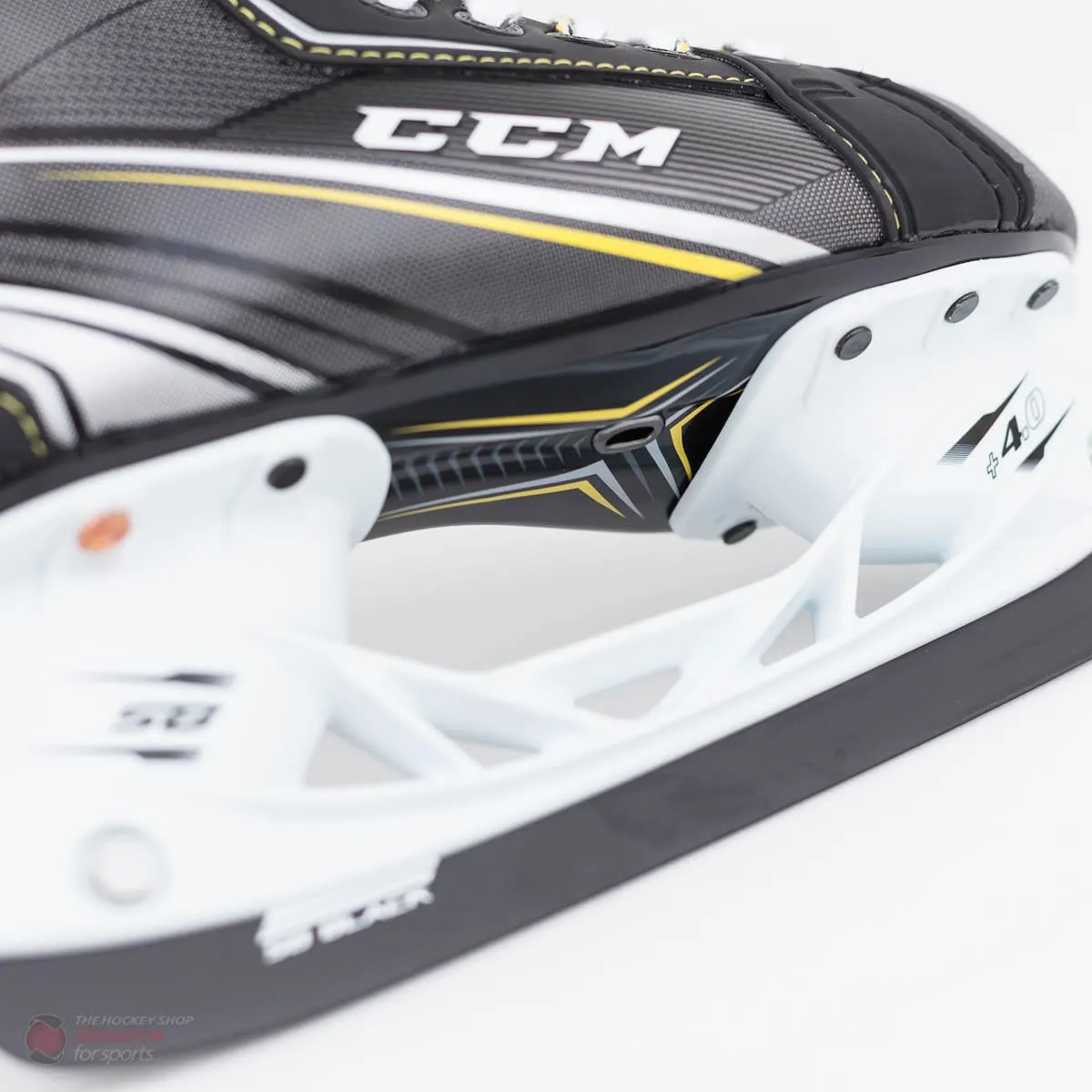 CCM Tacks Vector Plus Junior Hockey Skates (2018)