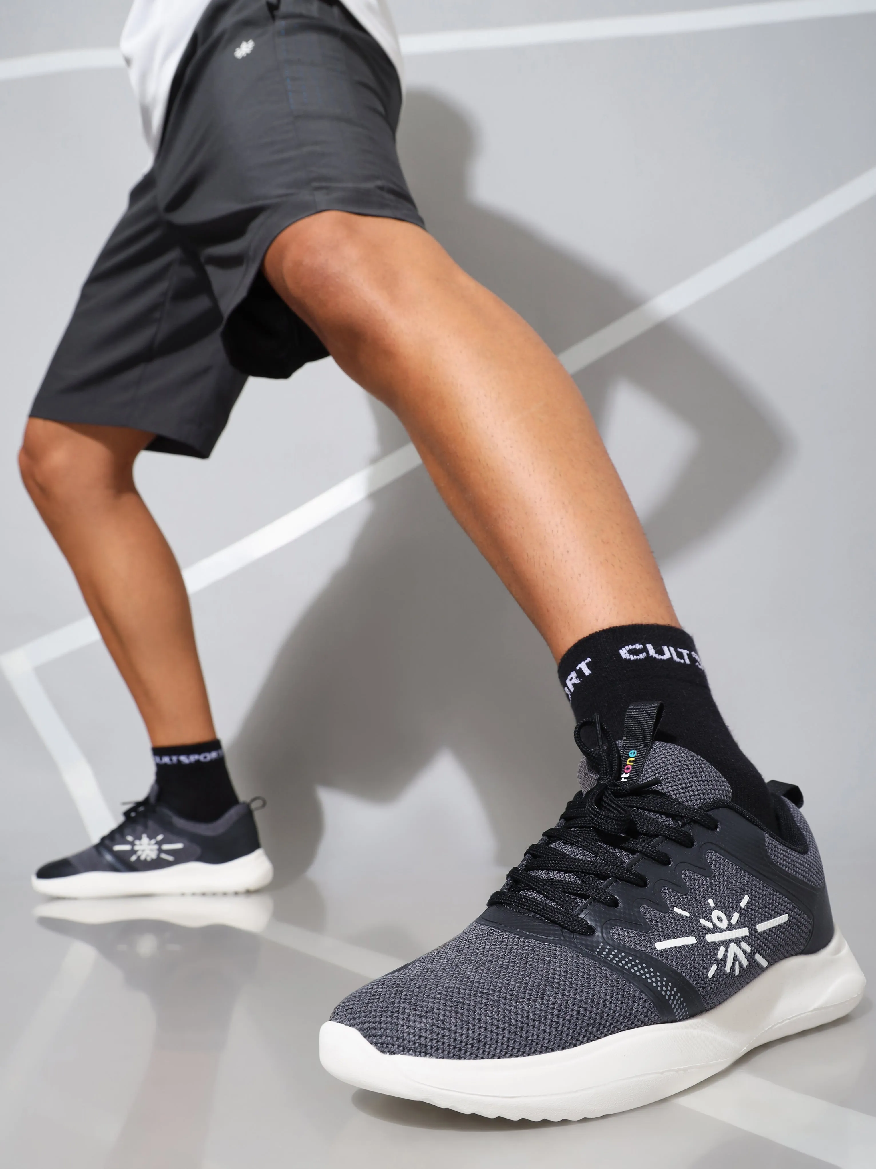 cult Flow Men Running Shoes