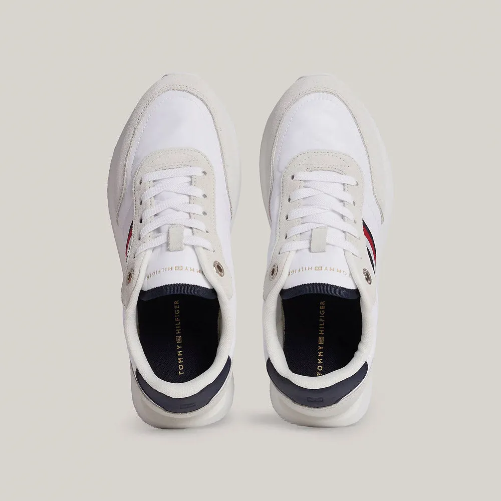 Essential Runner - White