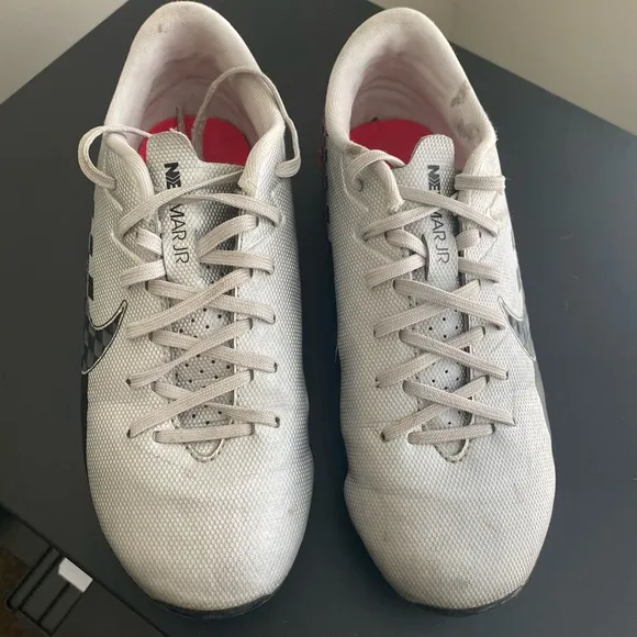 Kids Neymar Mercurial Vapor Soccer Cleats