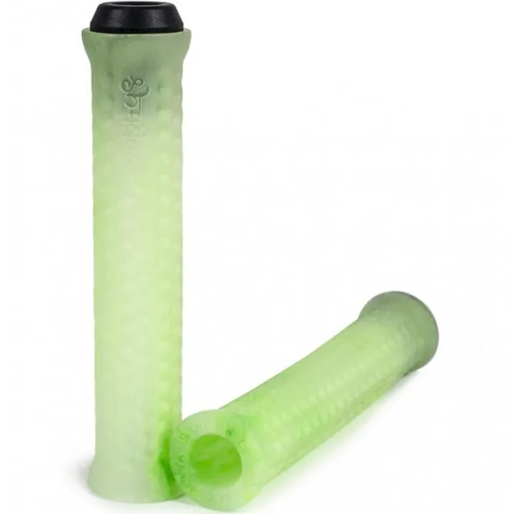 Maya DCR Grips