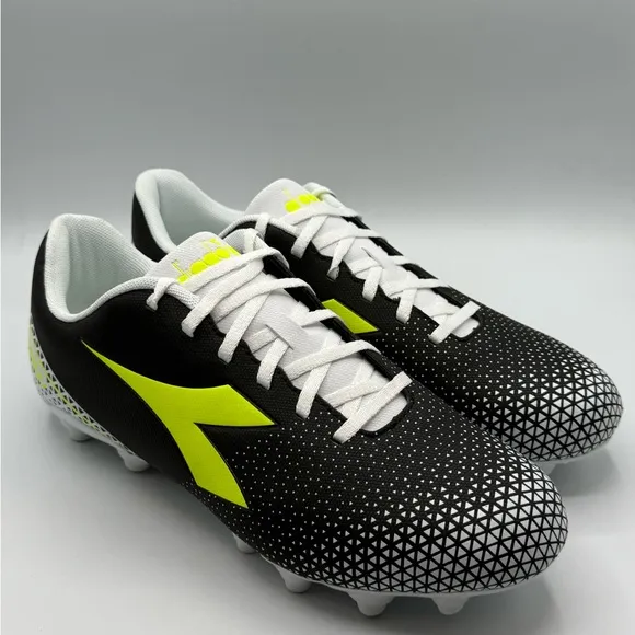 NEW Diadora soccer football cleats