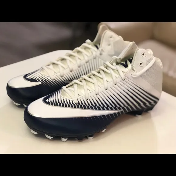 NIKE 847089-114 Cleats