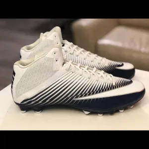 NIKE 847089-114 Cleats