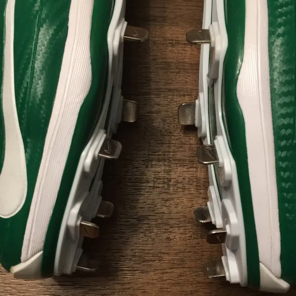 NIKE Air Max MVP Elite 2 Men’s Baseball Cleats