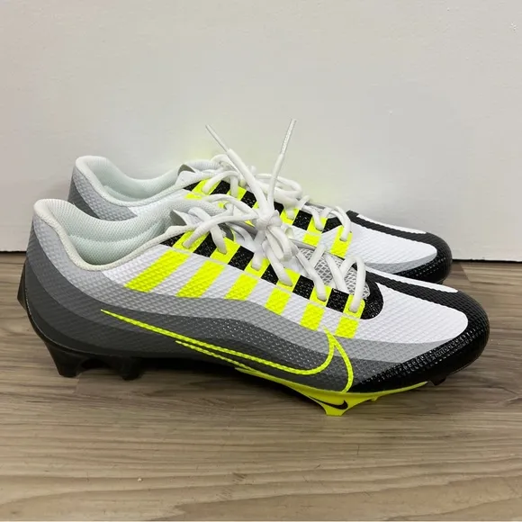 Nike Men's Vapor Edge Speed 360 Football Cleats Size 13 Black/Green DQ5110-071