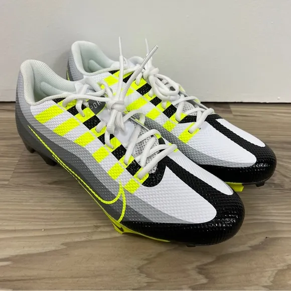 Nike Men's Vapor Edge Speed 360 Football Cleats Size 13 Black/Green DQ5110-071