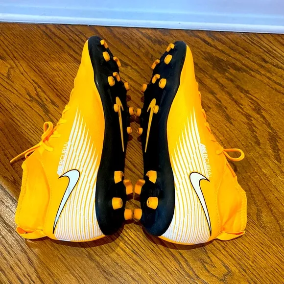 NIKE MERCURIAL SUPERFLY 7 PRO FG SOCCER CLEATS Sz 6Y Unisex,Preloved Condition!!