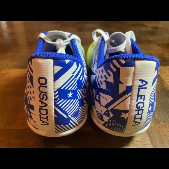 Nike NEYMAR JR Vapor 13 Club Soccer Cleats Boys 6Y