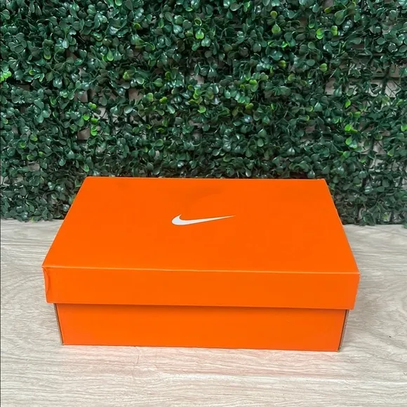 NIKE PHANTOM LUNA 2 CLUB MG HIGH-TOP SOCCER CLEATS - 8