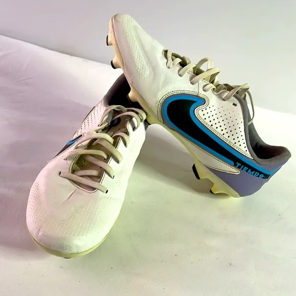Nike Tiempo Legend 9 Academy Da1174-146 Mens Soccer Cleats Size 8.5