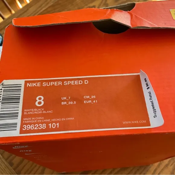 NWT Nike Super Speed D Men’s Football Cleats, Sz 8 (Euro 41)