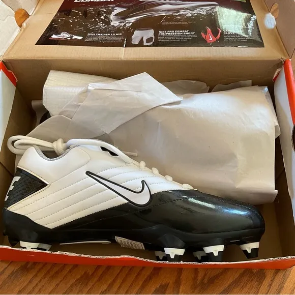 NWT Nike Super Speed D Men’s Football Cleats, Sz 8 (Euro 41)