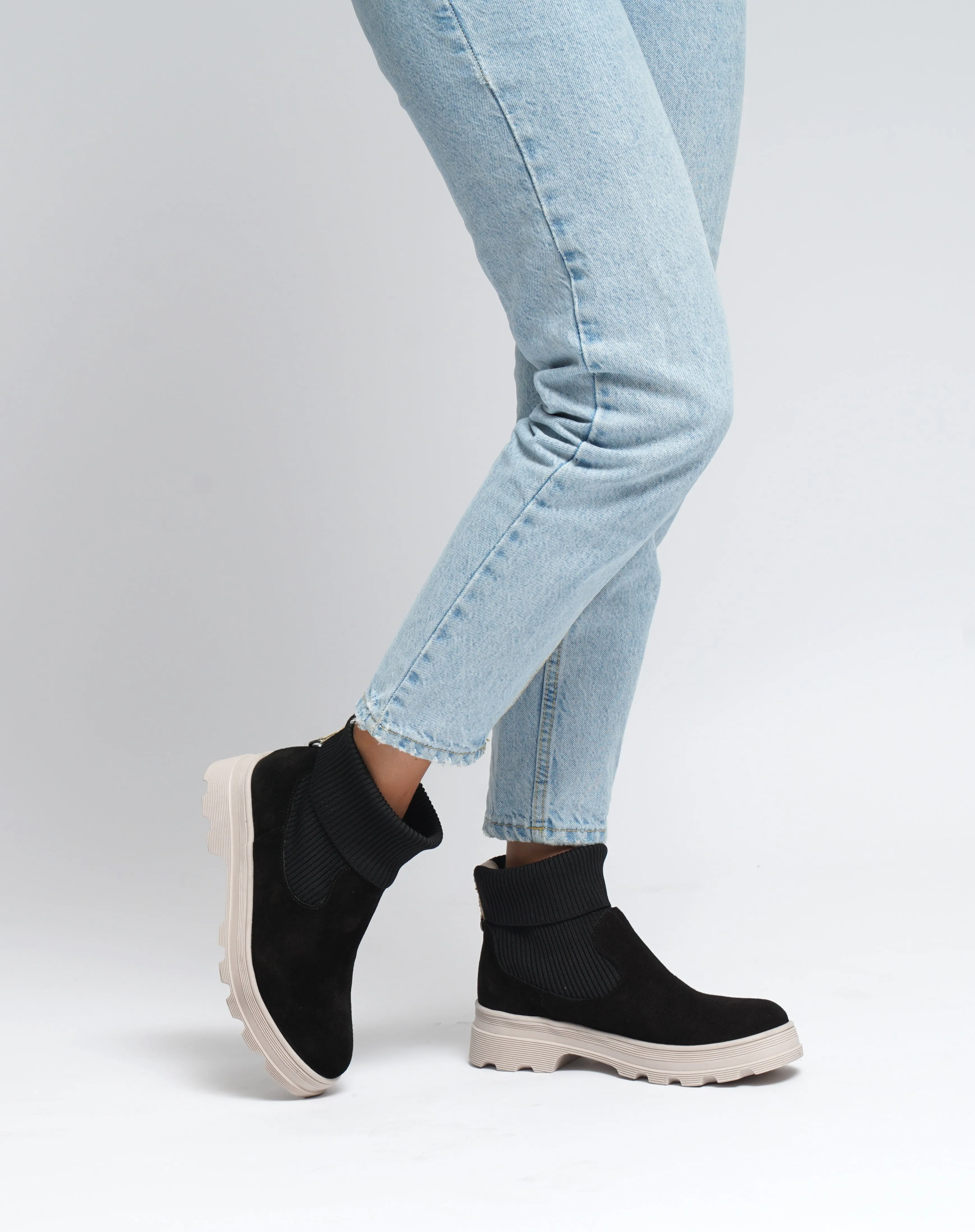 Ridge -Black/Taupe sole