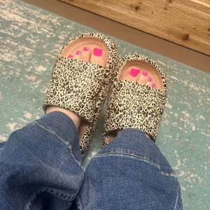 The Leopard Cloud Sandal Shoes