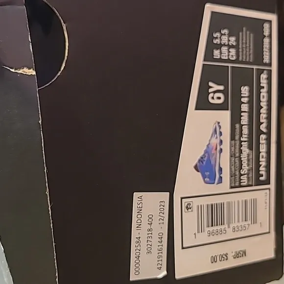 Under Armour Boy's Spotlight Franchine Rm Jr. 4 Size 6