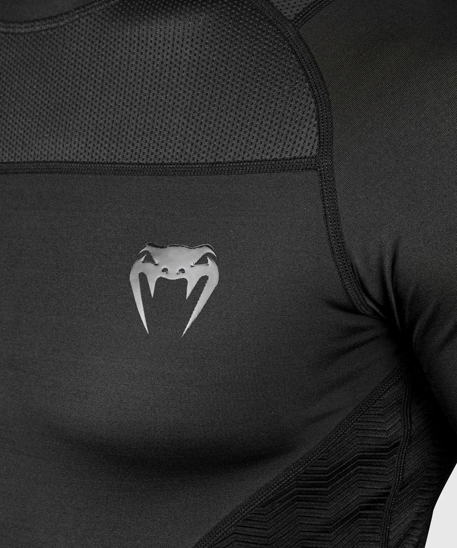 Venum G-Fit Air Long Sleeve Rash Guard